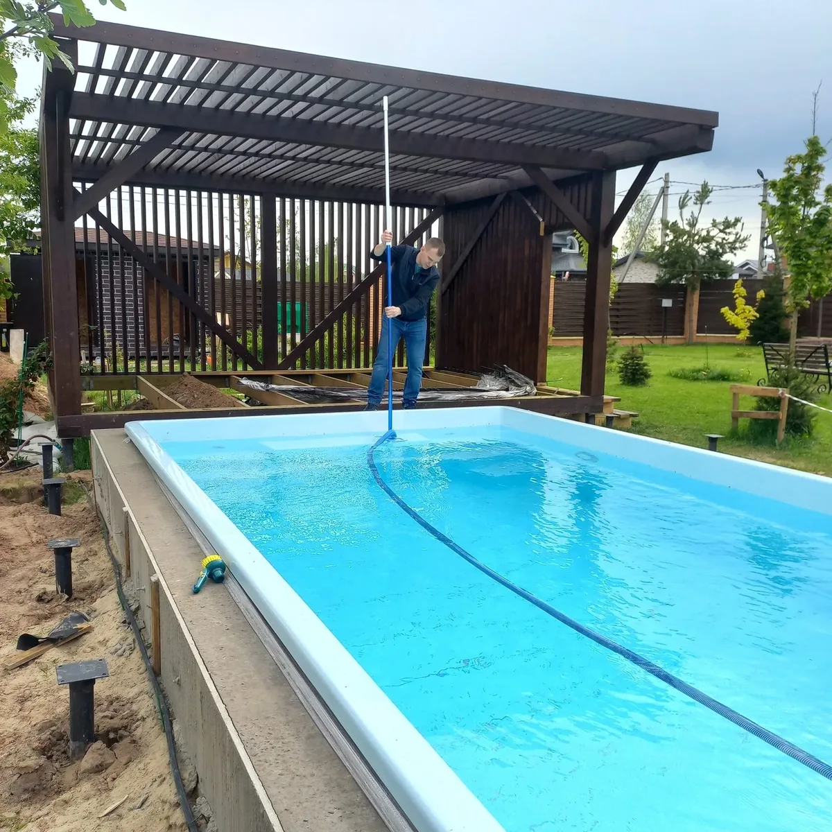 Копинговый бордюрный камень для бассейна Laguna в Челябинске